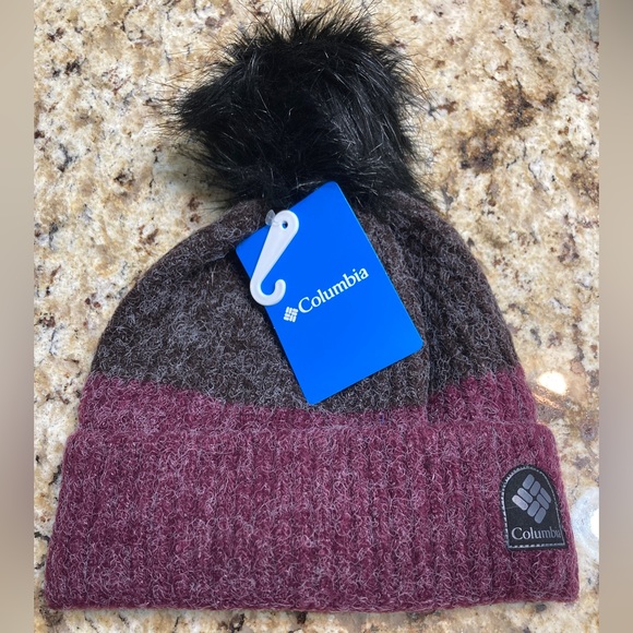 Columbia Other - 🔥NWT Columbia Winter Blur Marionberry Pom Pom Beanie